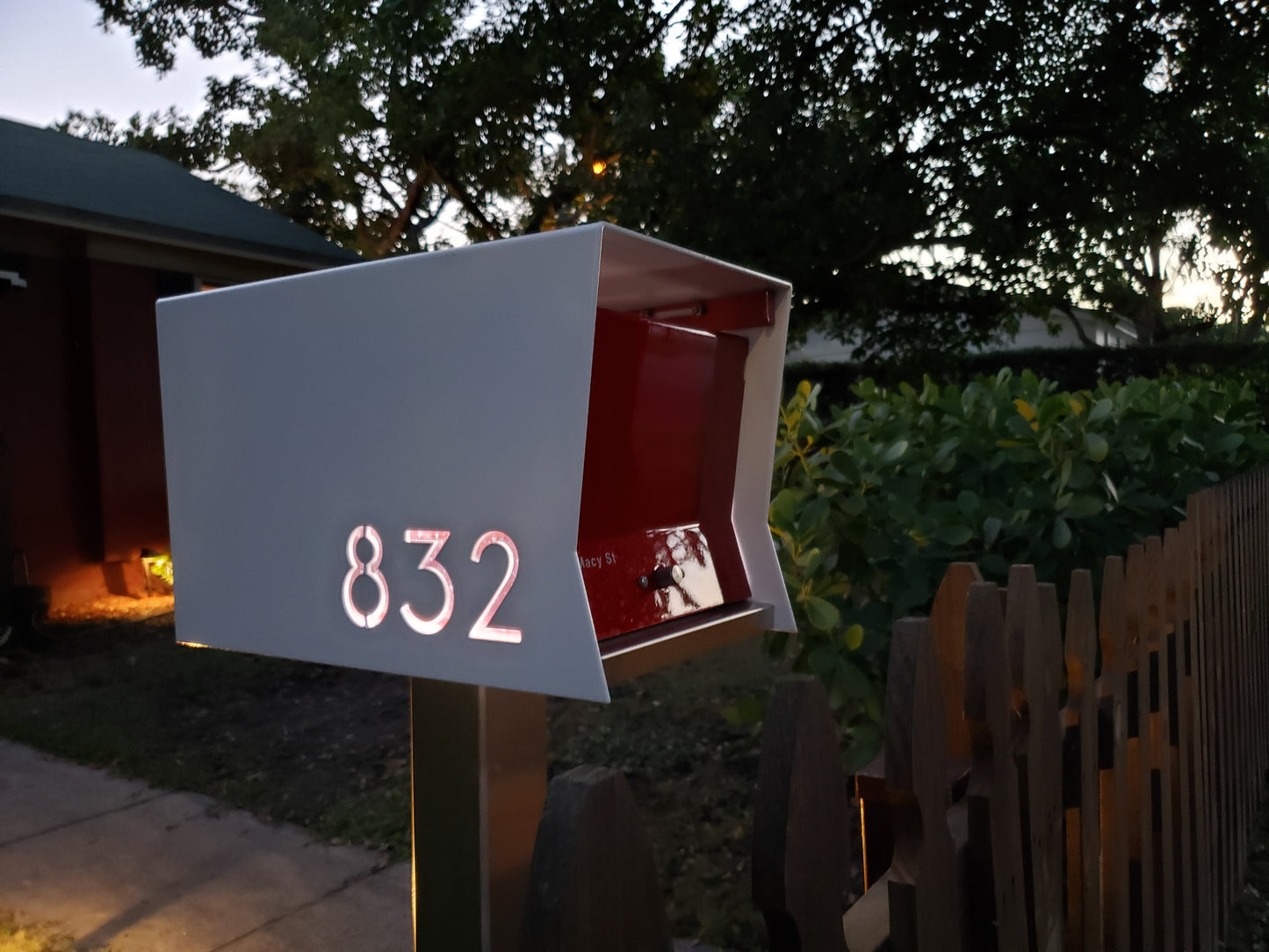 Retrobox / UpTown Box Optional Light Kits