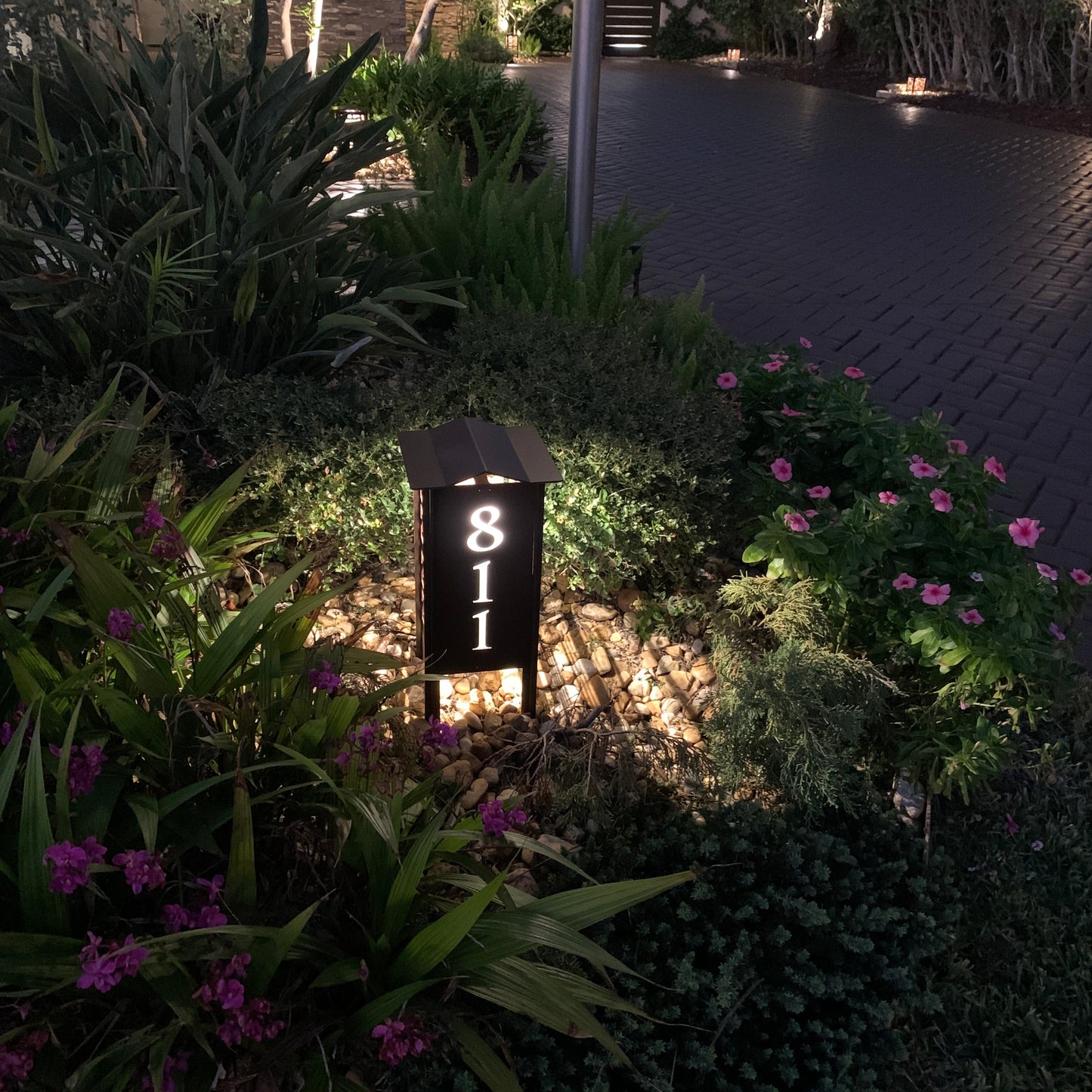 RadiantLight 14" tall ADDRESS MARKER Landscape Light - Garden Light