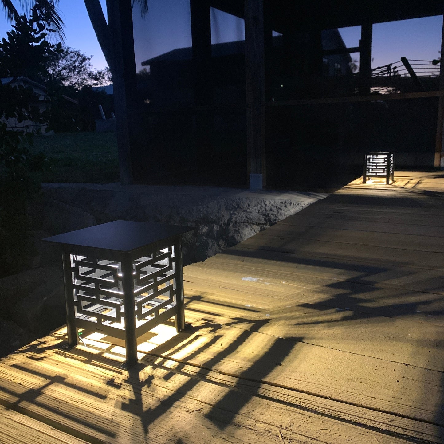RadiantLight Circles Breeze Block Landscape Light - Garden Light